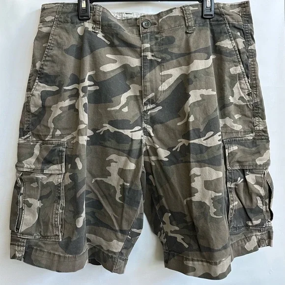 Camouflage Old Navy Lived In Straight Cargo Old Navy Shorts Old